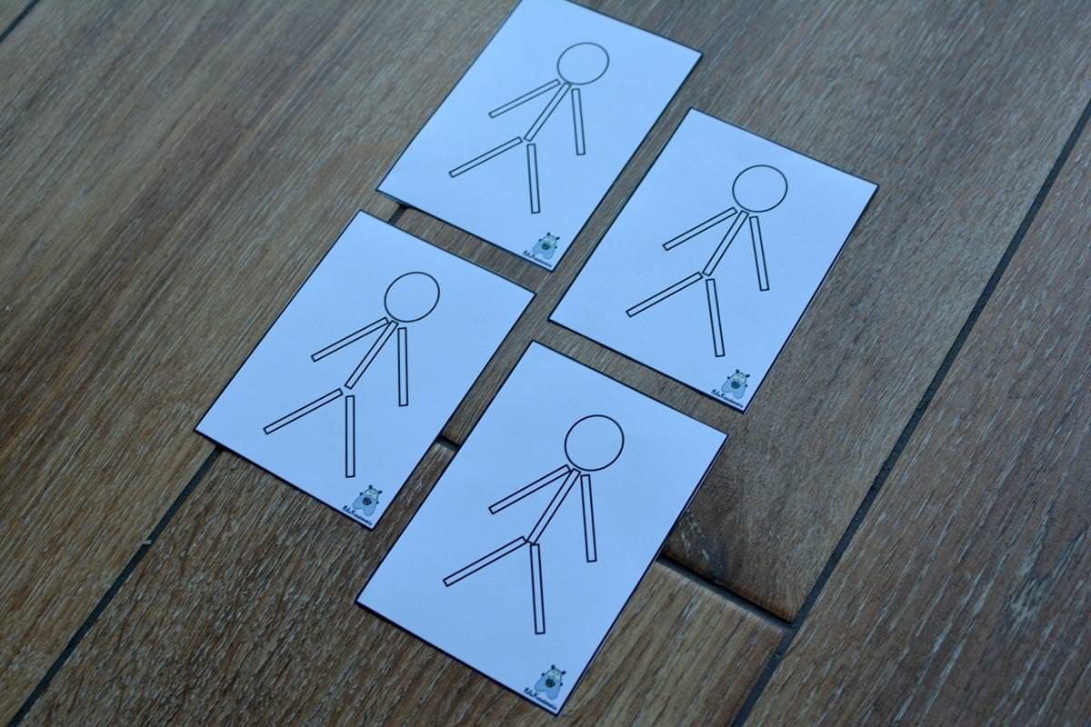 Układamy patyczki i nakrętki